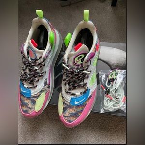OBJ AIRMAX 720 size 9.5